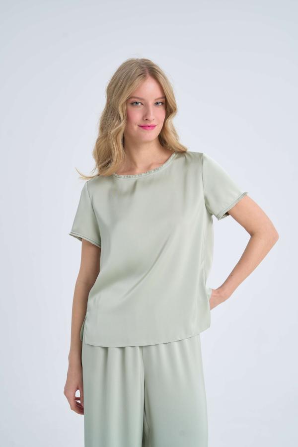 

Блуза с коротким рукавом арт.SS25/SB/BL/010/PIS Цвет: Фисташковый