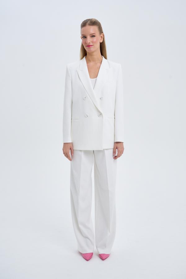 

Жакет двубортный modern romance арт.SS25//JS/001/ML Цвет: Молочный