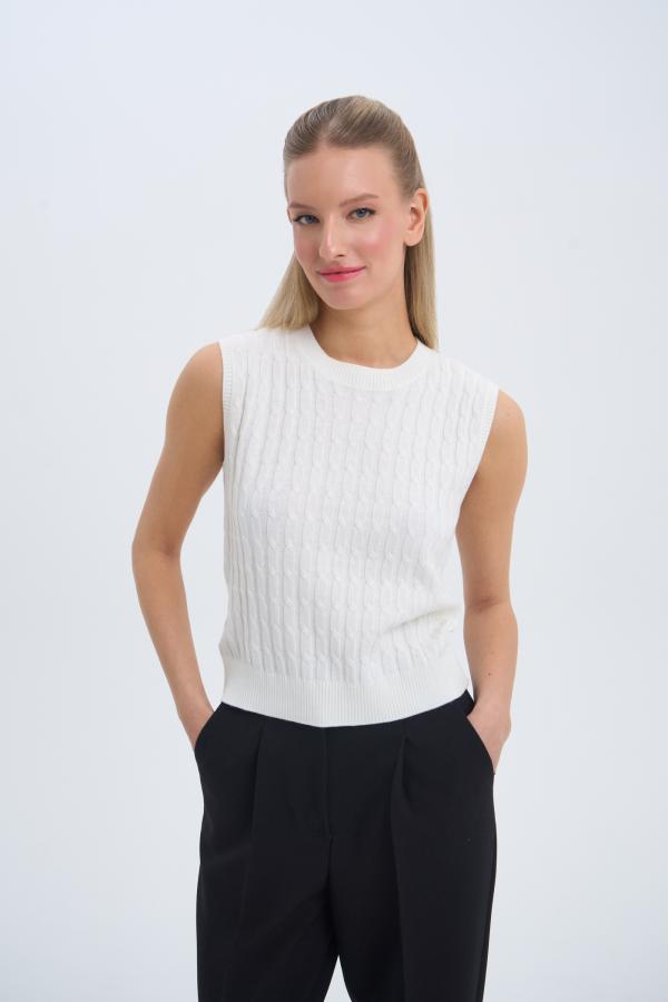 

Топ modern romance арт.SS25/K/T/006/ML Цвет: Молочный
