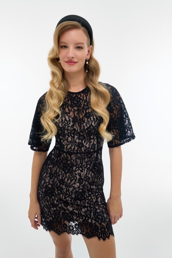 Платье magical lace артFW24D1SS019BL Цвет Черный 1800₽